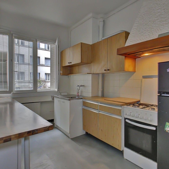  Annonces LYON 7EME : Appartement | LYON (69007) | 73 m2 | 260 000 € 