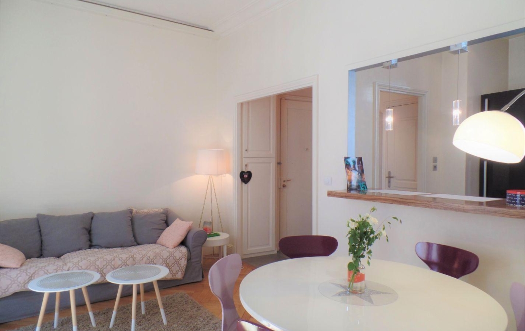 Annonces LYON 7EME : Appartement | LYON (69002) | 45 m2 | 1 300 € 